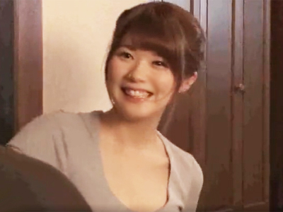 出張オイルエステで2人組のマッサ師にローションエッチされて大悶絶の美少女