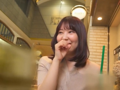 「彼氏はいないです…」21歳看護学生GET→普段からいやらしいランジェリーを着てる準備OKな素人と乳揺らしパコ