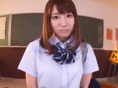 おしゃぶりチオ上達の為にクラスの男子で練習するおしゃぶり学級委員長