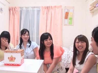 爆乳JD達に童貞1人放り込んで王様ゲーム→膣内射精乱交筆おろしパーティにｗｗ