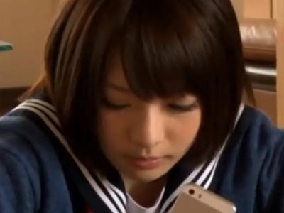 友達の妹が激カワJKだったのでこたつ内で隠れて種付け！