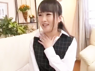 就職祝いと言いながら親戚のおじさん達に種付けされちゃうパイパン美少女