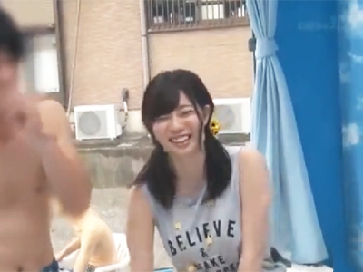 「まだ逝っちゃ嫌だよぉ！」男友達といい雰囲気のまま生発射パコしちゃう美女