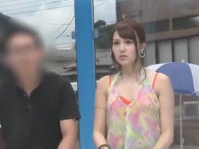 「大っきくなってるよ」エロトラックで男友達とハメてしまう現役女子大生ｗ