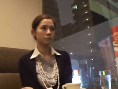 サバサバしてそうな美奥さんが自らAV出演志願→ジムで鍛えた締まった体で激しいパコ