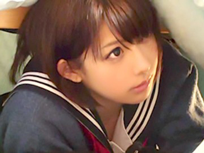 友達の妹にコタツの中で悪戯して種付け