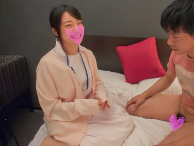 池袋でお持ち帰りした極細ミニナースの身体が弾むほど激ピストン