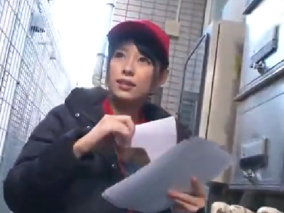 ピザ屋の配達員さんが可愛すぎたので媚薬塗りたくったチンポでレイプしてみたｗ