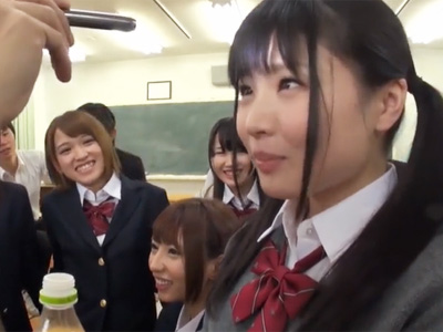 チンコ好きになる催眠をかけたJK達にチン食べ奉仕させドピュドピュ口内射精