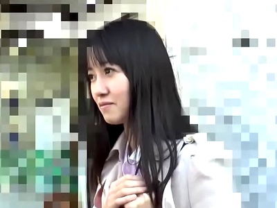 まるで少女のようなルックスの人妻お持ち帰り→潮吹き止まらなく敏感体質マンコに大量種付けｗ