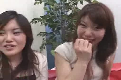 センズリ鑑賞会に素人女性お持ち帰りしたら友達もついてきたｗｗｗ