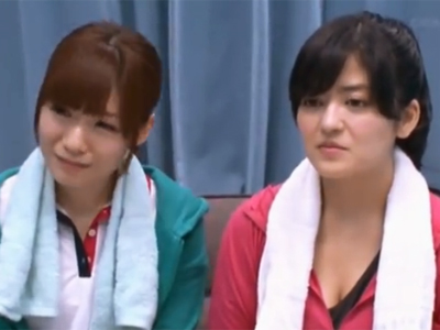 恵体の素人お姉さんたちが御願いを断りきれずチンポをジュポチン食べ口内射精