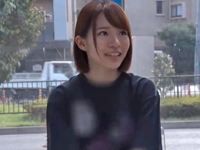 「女の人なら…」女同士の筈が整体師が男と入れ替わっててハメられちゃった一般人さん