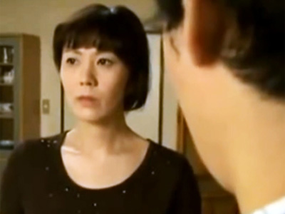 義母に肉体関係を迫り力ずくで寝取られレイプする義理の息子