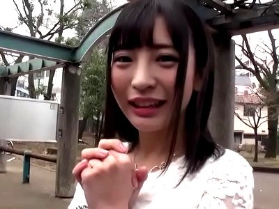 「やだ…なんか恥ずかしい///」自分からAV応募してきた10しろうと娘にえちえち制服着させて疑似ソープ体験ｗ