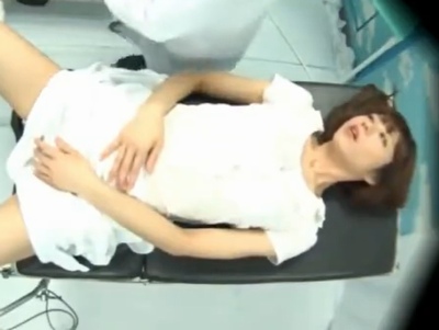 「あ…薬が奥まで…」精子というクスリを膣奥に名が出しされた一般人さんｗ
