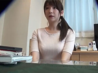 隠しカメラを設置した部屋にレンタル家政婦を誘いこみ→ザーメン処理