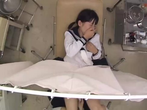 産婦人科に診察に来た美少女JKが悪徳医師にパイパンマンコに種付けレイプされまくるｗ